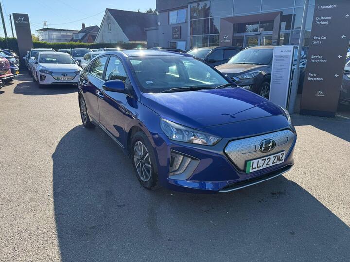 Hyundai IONIQ 38.3kWh Premium Auto 5dr Hyundai IONIQ 38.3kWh Premium Auto 5dr