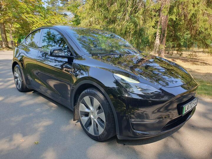 Tesla Model Y (Dual Motor) Long Range Auto 4WDE 5dr