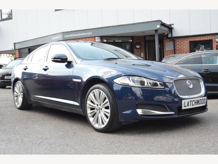 Jaguar XF 2.2d Portfolio Auto Euro 5 (s/s) 4dr