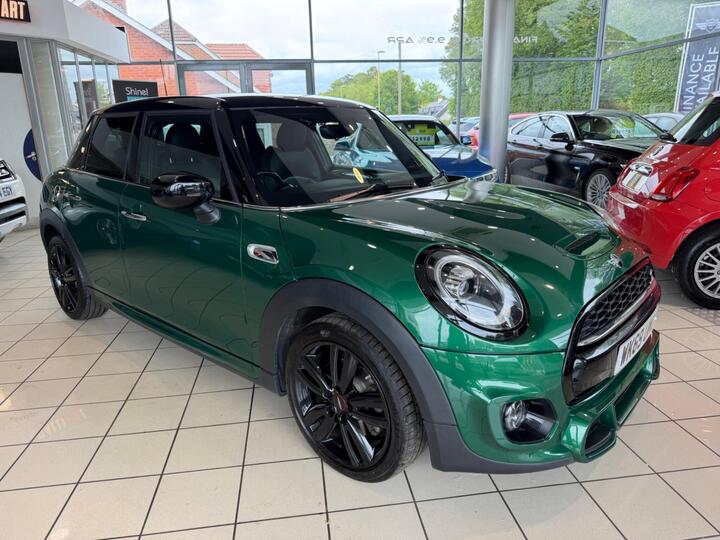 MINI Hatch 2.0 Cooper S Sport Steptronic Euro 6 (s/s) 5dr