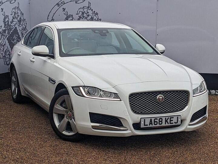 Jaguar XF 2.0i Portfolio Auto Euro 6 (s/s) 4dr