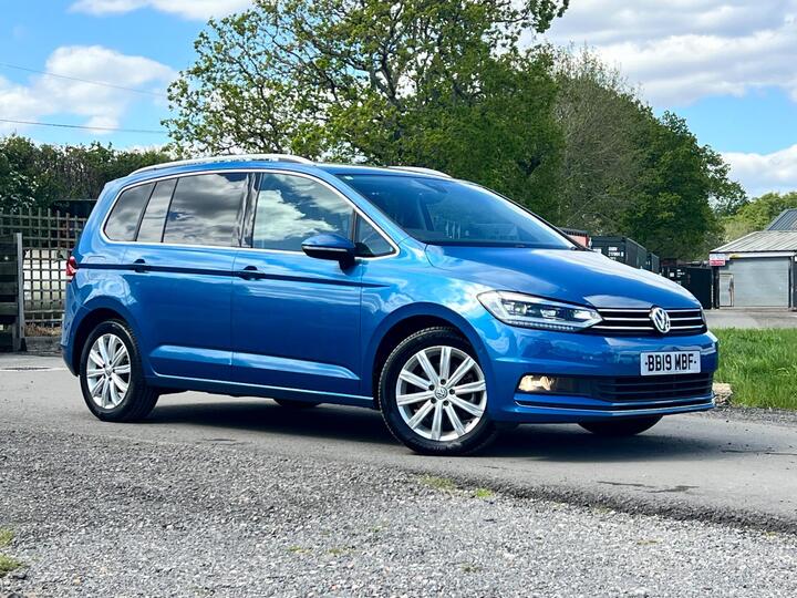 Volkswagen Touran 2.0 TDI SE DSG Euro 6 (s/s) 5dr Volkswagen Touran 2.0 TDI SE DSG Euro 6 (s/s) 5dr