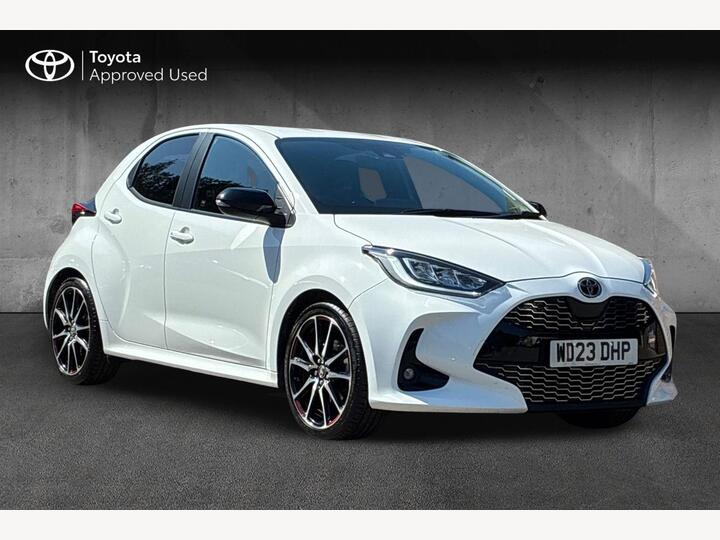 Toyota Yaris 1.5 VVT-h GR SPORT E-CVT Euro 6 (s/s) 5dr
