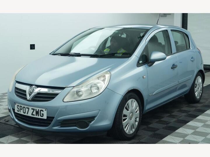 Vauxhall Corsa 1.4i 16v Club 5dr