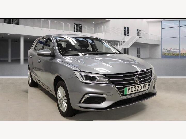 MG MG5 61.1kWh Excite Long Range Auto 5dr