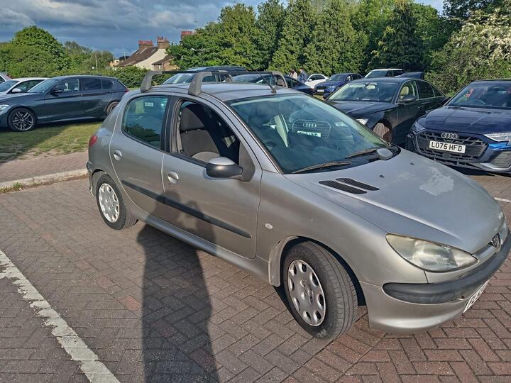 Peugeot 206 1.1 Look 5dr