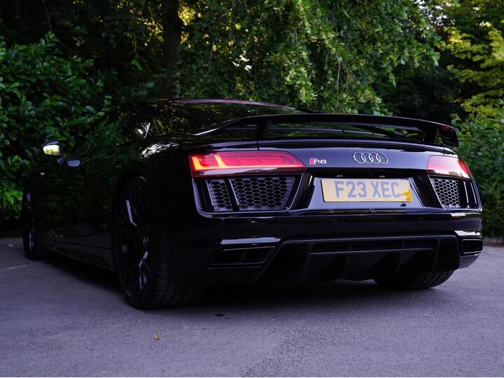 Audi R8 5.2 FSI V10 Plus S Tronic Quattro Euro 6 (s/s) 2dr