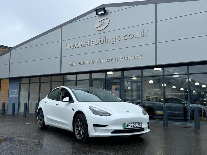 Tesla Model 3 Auto RWD 4dr