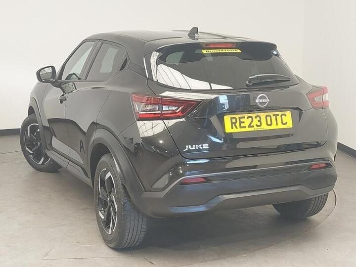 Nissan Juke 1.0 DIG-T N-Connecta DCT Auto Euro 6 (s/s) 5dr Nissan Juke 1.0 DIG-T N-Connecta DCT Auto Euro 6 (s/s) 5dr