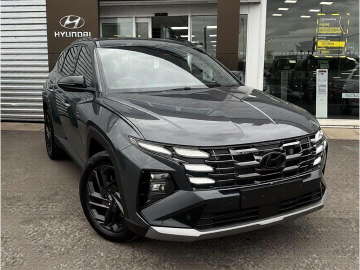 Hyundai TUCSON 1.6T Hybrid Black Line Auto Euro 6 (s/s) 5dr