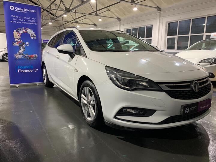 Vauxhall Astra 1.6 CDTi BlueInjection Design Sports Tourer Euro 6 (s/s) 5dr