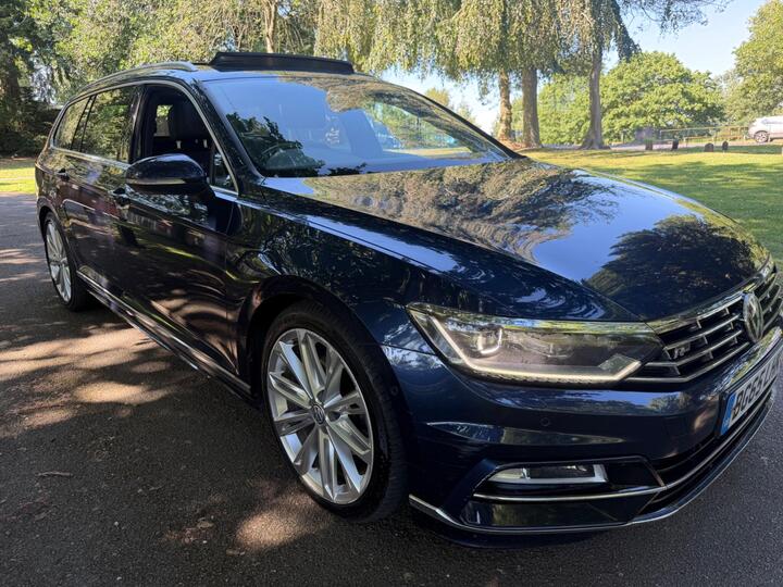 Volkswagen Passat 2.0 TDI BlueMotion Tech R-Line DSG Euro 6 (s/s) 5dr