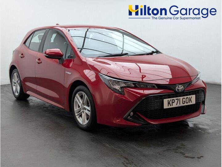 Toyota COROLLA 1.8 VVT-h Icon Tech CVT Euro 6 (s/s) 5dr Toyota COROLLA 1.8 VVT-h Icon Tech CVT Euro 6 (s/s) 5dr