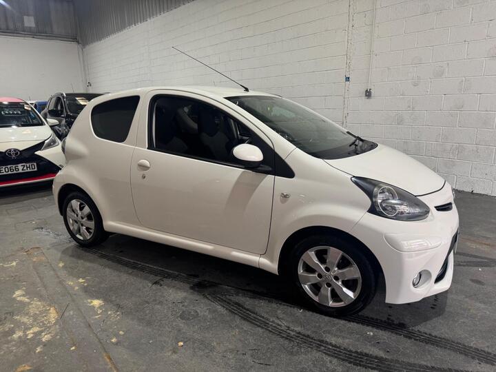 Toyota AYGO 1.0 VVT-i Fire MultiMode Euro 5 3dr (a/c)