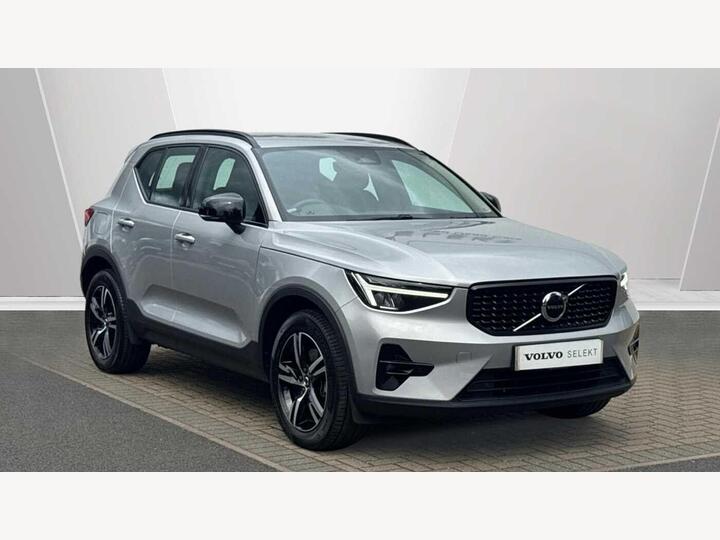 Volvo XC40 2.0 B4 MHEV Plus DCT Auto AWD Euro 6 (s/s) 5dr