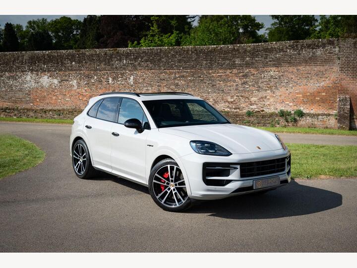 Porsche Cayenne 3.0 V6 E-Hybrid 25.9kWh S TiptronicS 4WD Euro 6 (s/s) 5dr