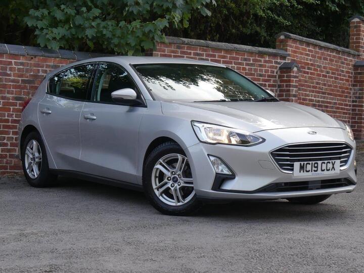 Ford Focus 1.0T EcoBoost Zetec Euro 6 (s/s) 5dr