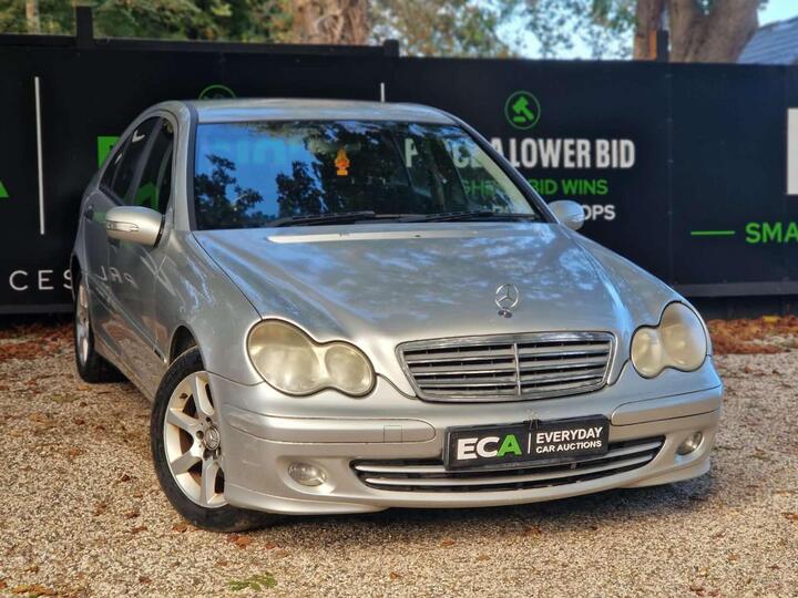 Mercedes-Benz C Class 1.8 C180 Kompressor Classic SE 4dr