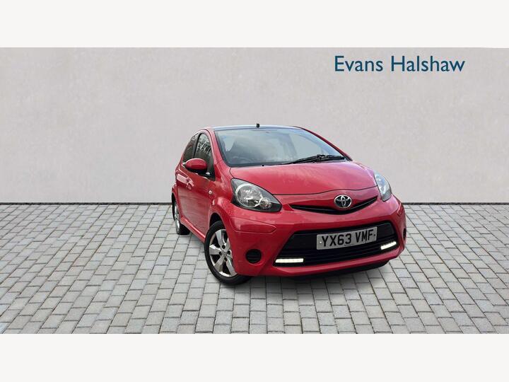 Toyota AYGO HATCHBACK 1.0 VVT-i Move Euro 5 5dr