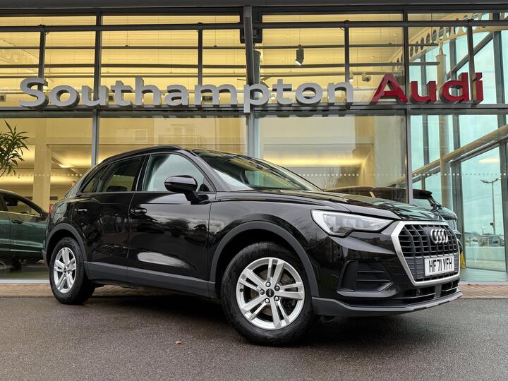 Audi Q3 1.5 TFSI CoD 35 Technik Euro 6 (s/s) 5dr
