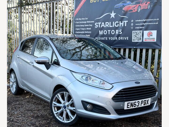 Ford Fiesta 1.0T EcoBoost Titanium Euro 5 (s/s) 5dr