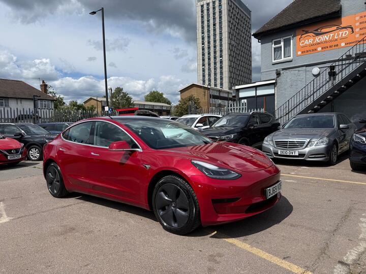 Tesla Model 3 Standard Range Plus Auto RWD 4dr