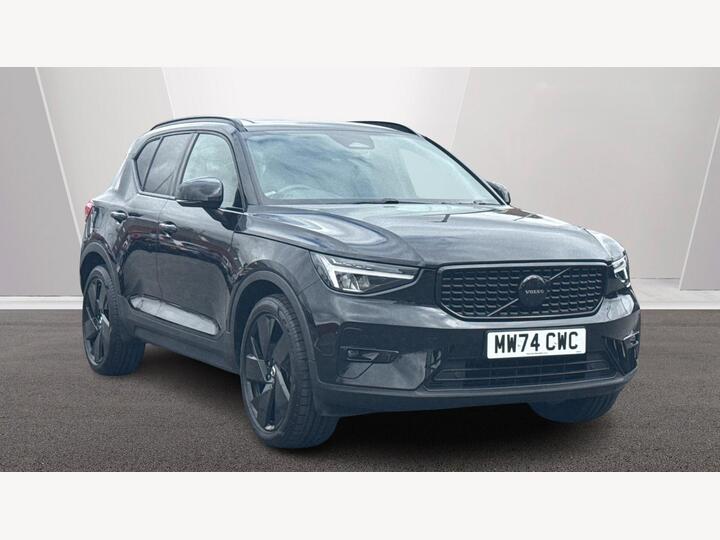 Volvo XC40 2.0 B4 MHEV Plus Black Edition DCT Auto Euro 6 (s/s) 5dr