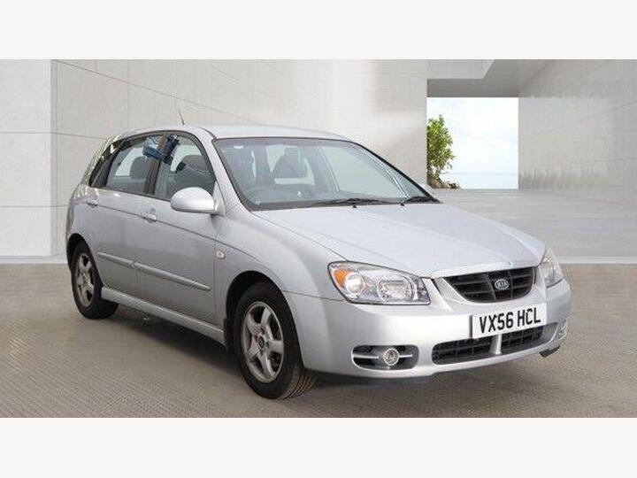 Kia Cerato 1.5 CRDi LX 5dr