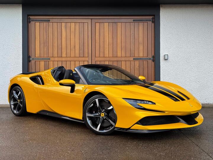 Ferrari SF90 Spider 4.0T V8 7.9kWh F1 DCT 4WD Euro 6 (s/s) 2dr