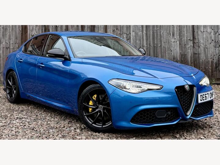 Alfa Romeo Giulia 2.0T Veloce Auto Euro 6 (s/s) 4dr