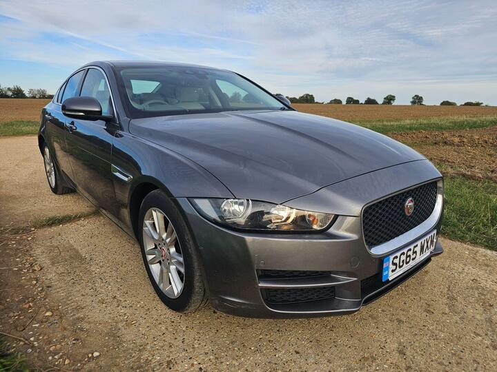 Jaguar XE 2.0d Prestige Euro 6 (s/s) 4dr