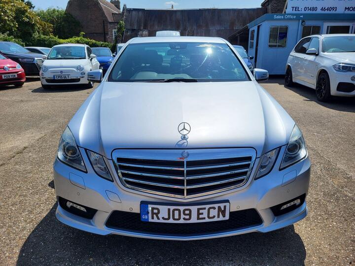 Mercedes-Benz E Class 3.0 E350 CDI V6 BlueEfficiency Sport G-Tronic Euro 5 4dr Mercedes-Benz E Class 3.0 E350 CDI V6 BlueEfficiency Sport G-Tronic Euro 5 4dr