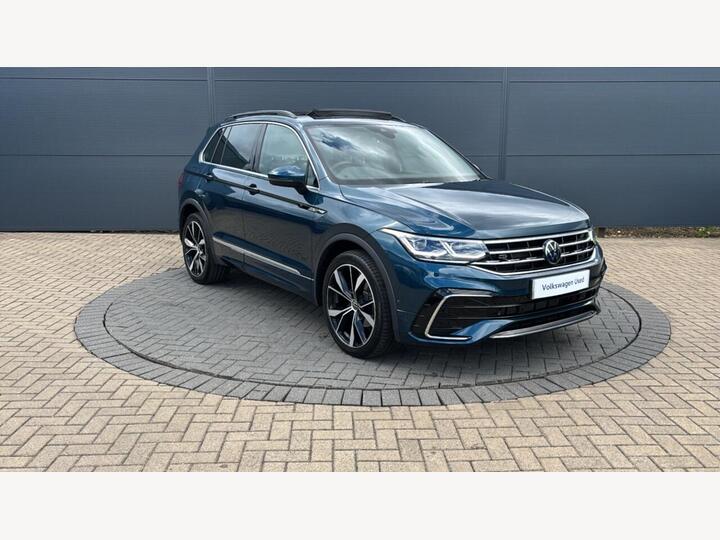 Volkswagen Tiguan 2.0 TDI R-Line DSG Euro 6 (s/s) 5dr