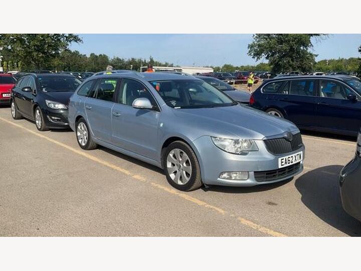 Skoda Superb 1.6 TDI SE GreenLine II Euro 5 (s/s) 5dr