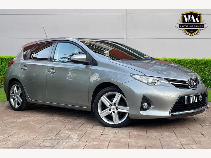 Toyota Auris 1.6 V-Matic Sport Euro 5 5dr Toyota Auris 1.6 V-Matic Sport Euro 5 5dr