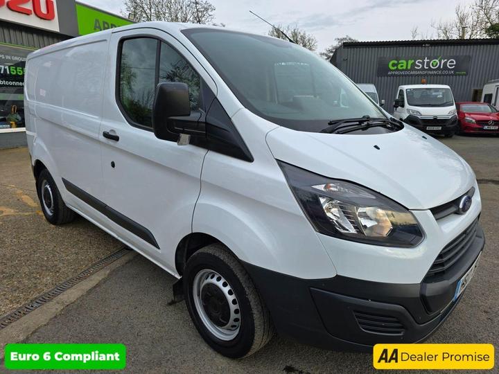 Ford TRANSIT CUSTOM 2.0 290 LR P/V 5d 104 BHP IN WHITE WITH 82,262 MILES AND A SERVICE HISTORY, 3 OWNER FROM NEW, ULEZ COMPLAINT EURO 6 DIESEL PANEL VAN WITH GREAT SPEC S
