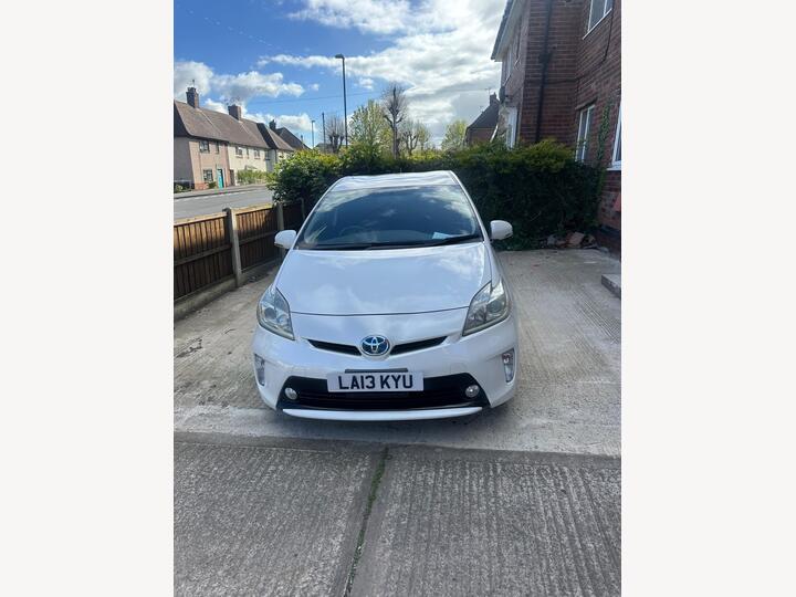 Toyota Prius 1.8 VVT-h T3 Hatchback 5dr Petrol Hybrid CVT Euro 5 (s/s) (136 Ps)