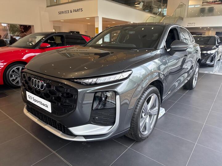 Audi Q3 1.5 TFSI S Line Sportback S Tronic Euro 6 (s/s) 5dr