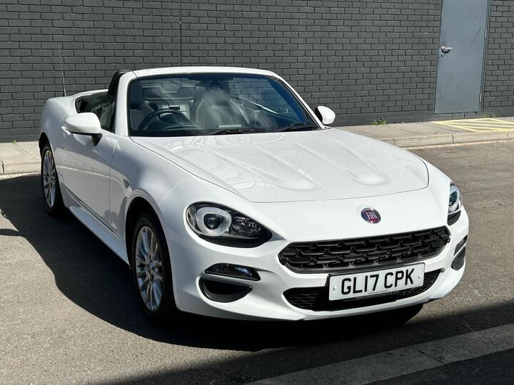 Fiat 124 Spider 1.4 MultiAir Classica Euro 6 2dr Fiat 124 Spider 1.4 MultiAir Classica Euro 6 2dr