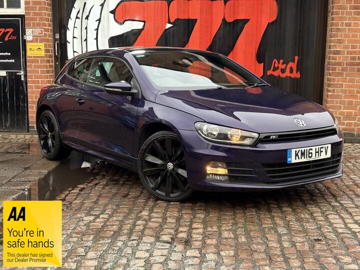 Volkswagen SCIROCCO 2.0 TDI BlueMotion Tech R-Line Euro 6 (s/s) 3dr Volkswagen SCIROCCO 2.0 TDI BlueMotion Tech R-Line Euro 6 (s/s) 3dr