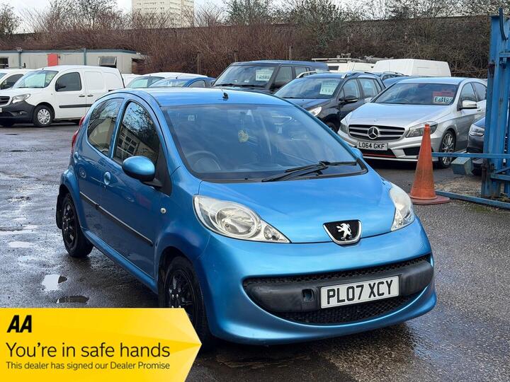 Peugeot 107 1.0 12V Urban 2 Tronic Euro 4 5dr