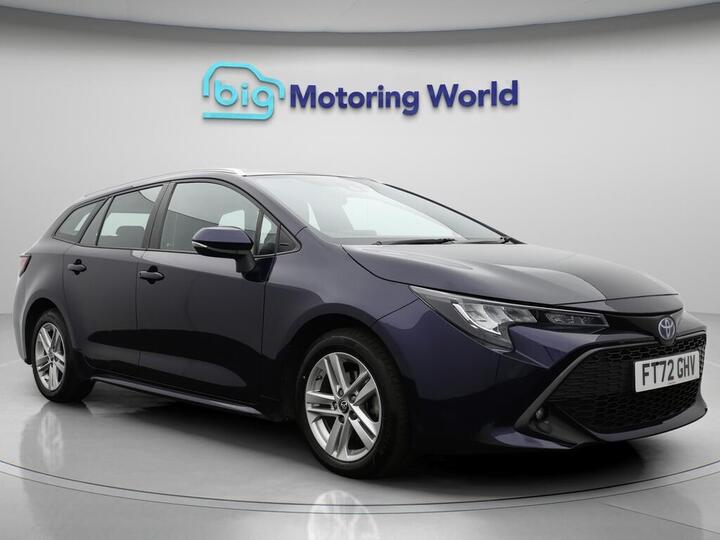 Toyota Corolla 1.8 VVT-h Icon Touring Sports CVT Euro 6 (s/s) 5dr Toyota Corolla 1.8 VVT-h Icon Touring Sports CVT Euro 6 (s/s) 5dr
