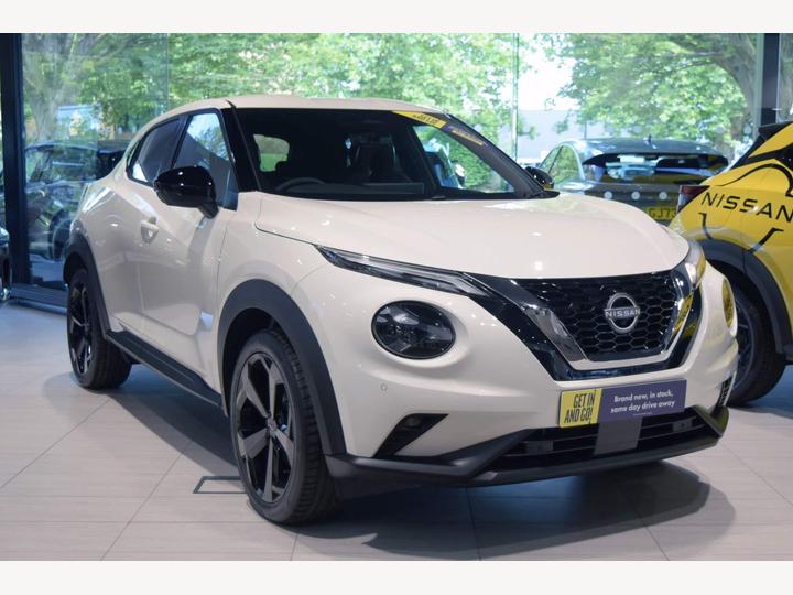 Nissan Juke 1.0 DIG-T Tekna DCT Auto Euro 6 (s/s) 5dr