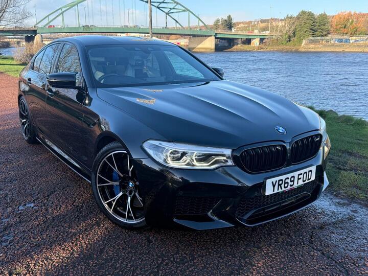 BMW M5 4.4i V8 Competition Steptronic XDrive Euro 6 (s/s) 4dr