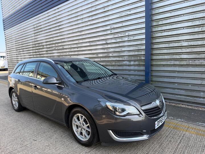 Vauxhall Insignia 2.0 CDTi EcoFLEX Design Sports Tourer Euro 5 (s/s) 5dr