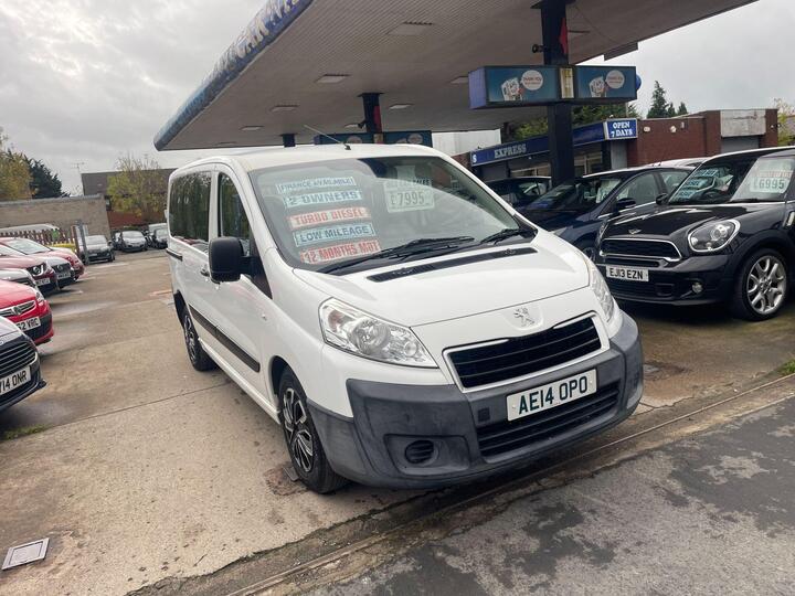 Peugeot Expert Tepee 2.0 HDi Comfort L1 5dr (5/6 Seats) Peugeot Expert Tepee 2.0 HDi Comfort L1 5dr (5/6 Seats)