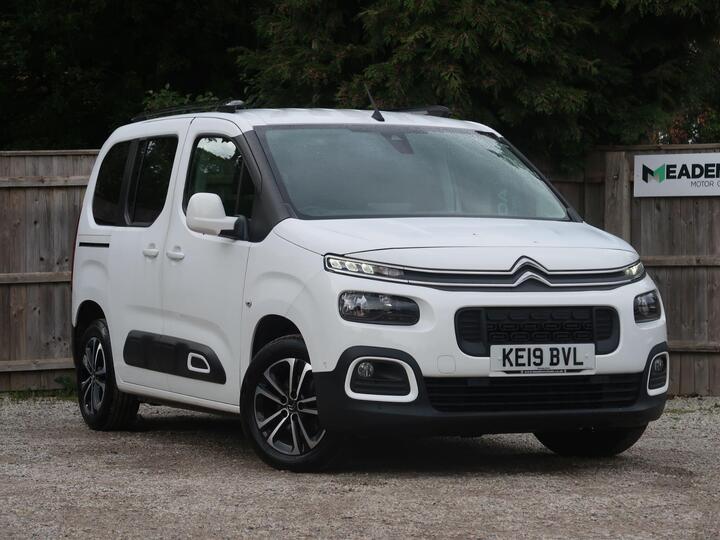 Citroen Berlingo 1.2 PureTech Flair M MPV Euro 6 (s/s) 5dr Citroen Berlingo 1.2 PureTech Flair M MPV Euro 6 (s/s) 5dr