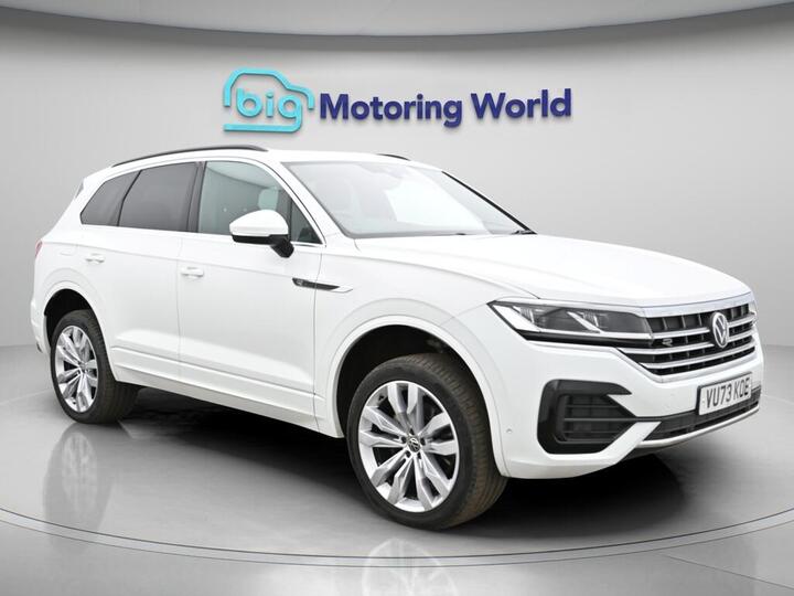 Volkswagen Touareg 3.0 TDI V6 R-Line Tech Plus Tiptronic 4Motion Euro 6 (s/s) 5dr Volkswagen Touareg 3.0 TDI V6 R-Line Tech Plus Tiptronic 4Motion Euro 6 (s/s) 5dr