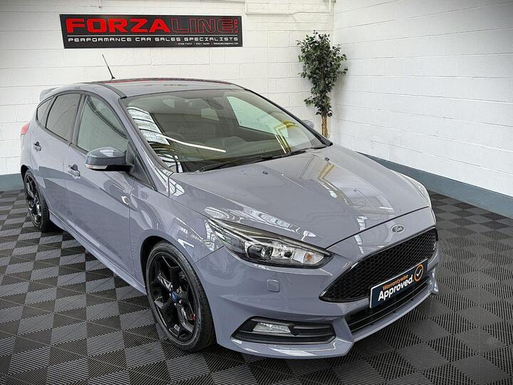 Ford FOCUS 2.0T EcoBoost ST-3 Euro 6 (s/s) 5dr