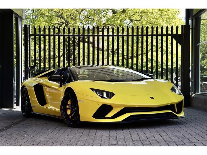 Lamborghini Aventador 6.5 V12 LP 740-4 S Roadster ISR 4WD Euro 6 2dr